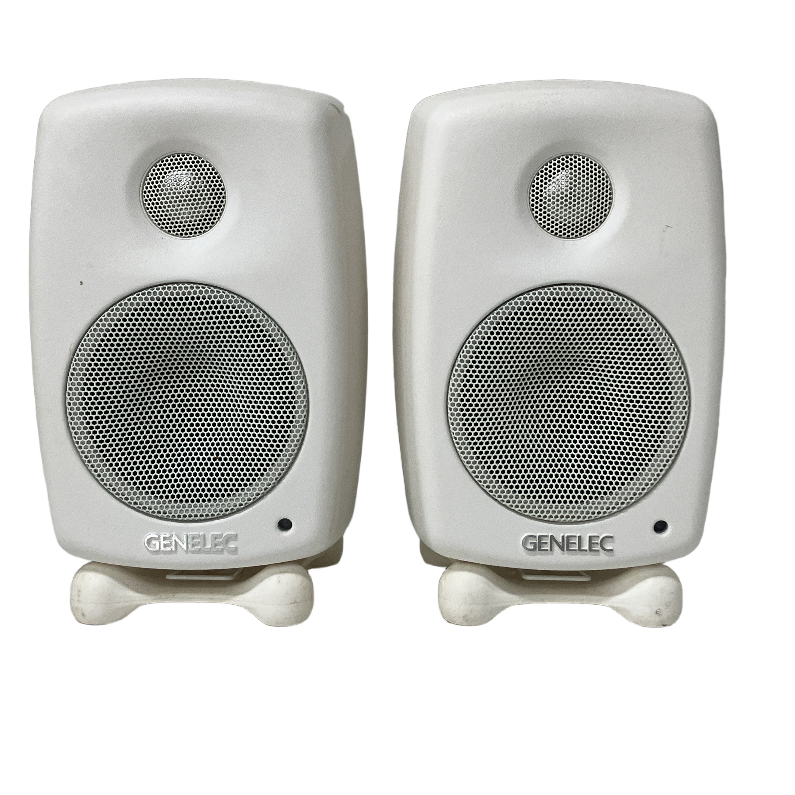 GENELEC G One アクティブスピーカー ペア ジェネレック G1BRW-1 音響機器 中古